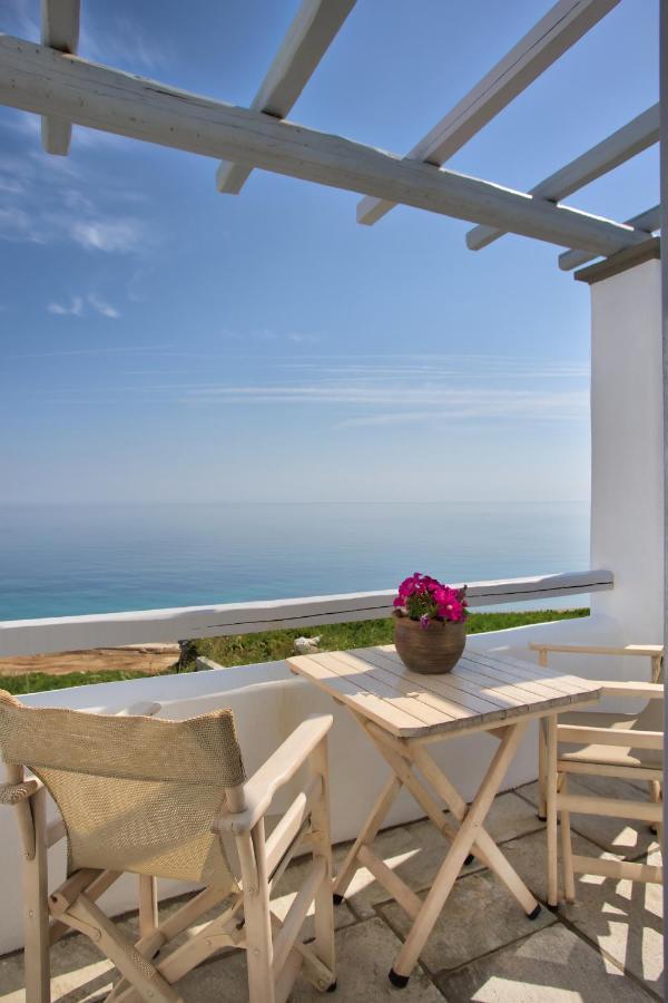 Ianthi Boutique Guesthouses Скирос Экстерьер фото