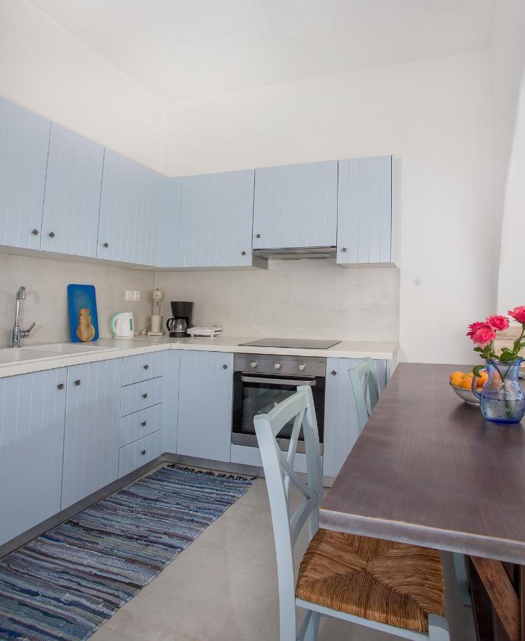 Ianthi Boutique Guesthouses Скирос Экстерьер фото