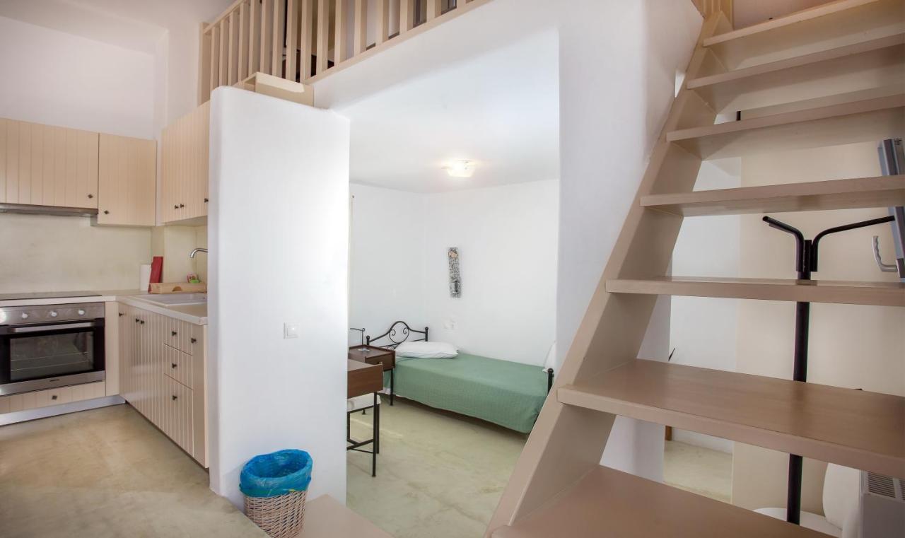 Ianthi Boutique Guesthouses Скирос Экстерьер фото